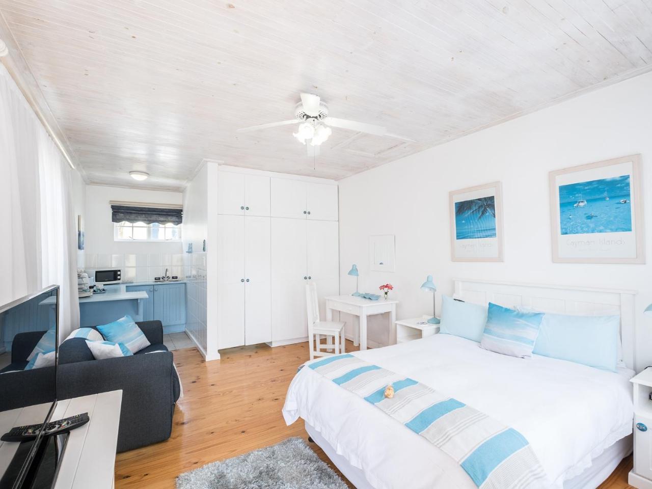 On The Bay Bed & Breakfast Port Elizabeth Luaran gambar